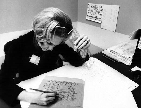 03 IBM Programmer Drawing a Flowchart